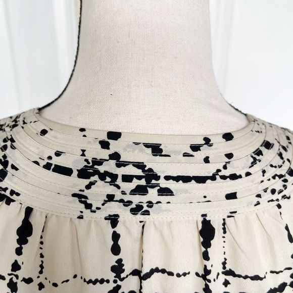 Ann Taylor LOFT 0P Petite Unique Neckline Dalmatian Plaid Black Crème Contrast B - Picture 12 of 14